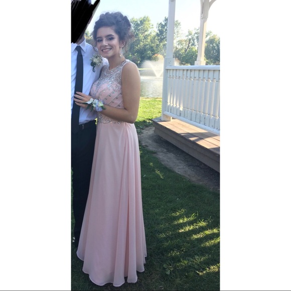 Homecoming dress! Worn only one time - Picture 2 of 2
